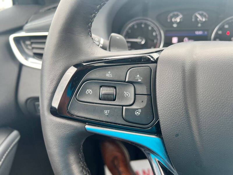 2023 Buick Enclave Essence