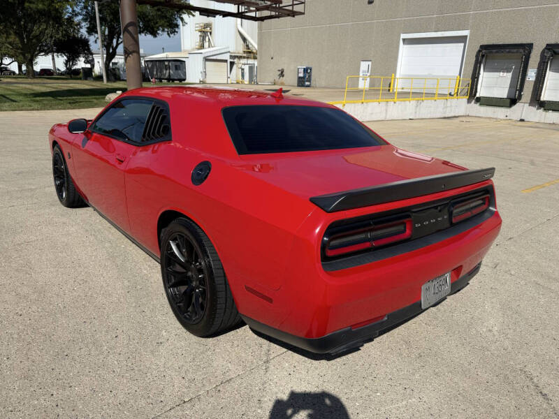 2016 Dodge Challenger SRT Hellcat