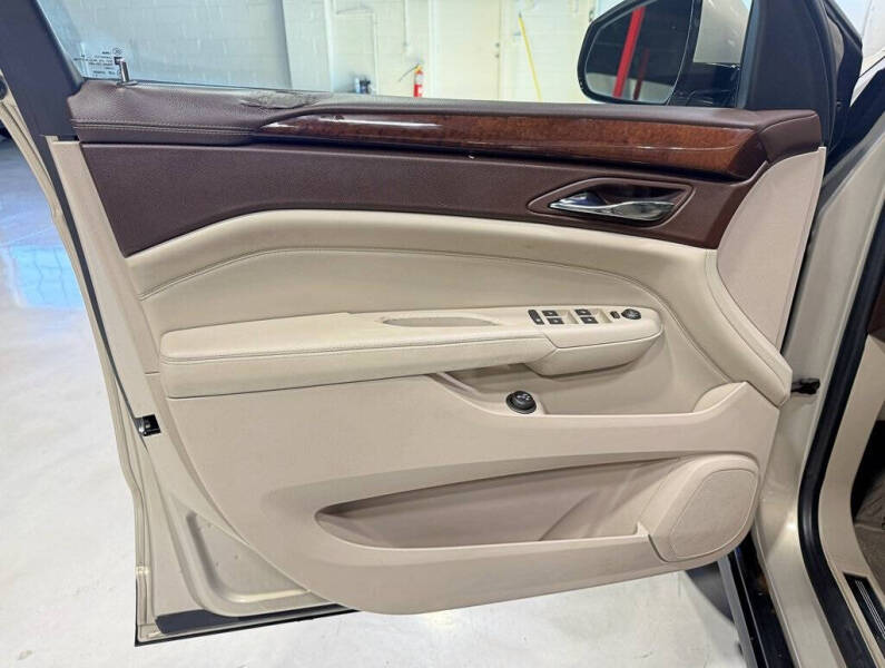 2010 Cadillac SRX Luxury Collection