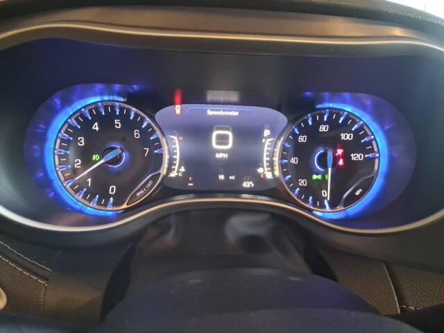 2026 Chrysler Pacifica Select