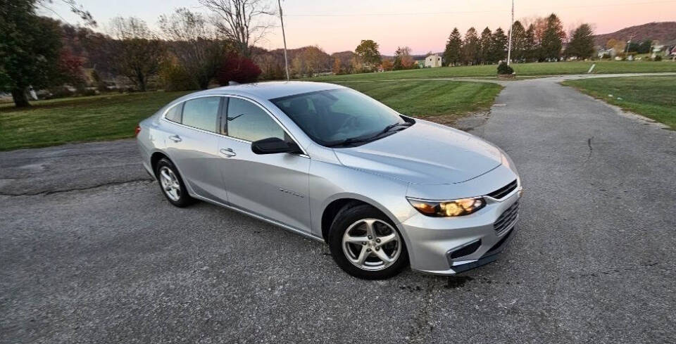 2018 Chevrolet Malibu for sale at Art's Used Cars in Winfield, WV