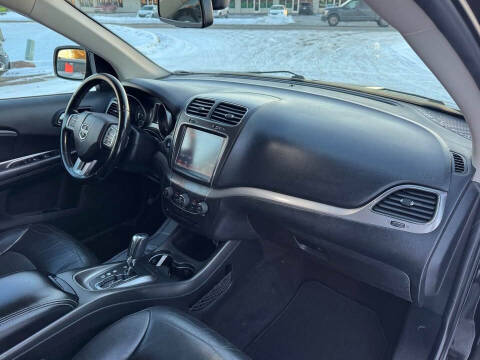 2020 Dodge Journey Crossroad