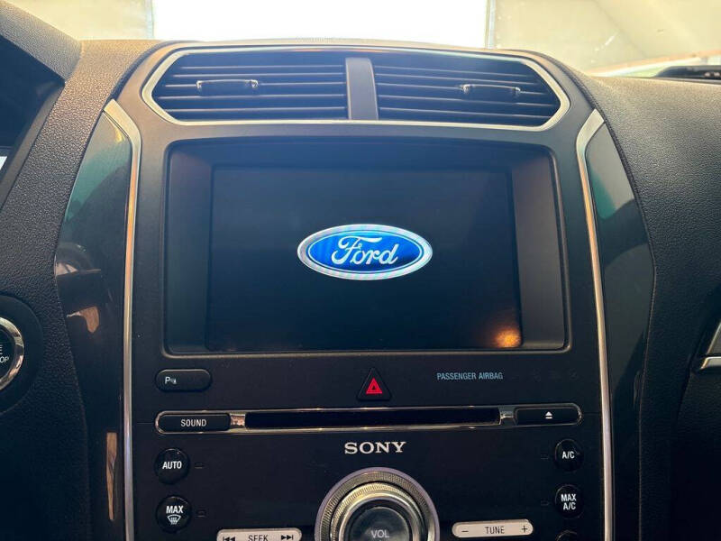 2017 Ford Explorer Sport