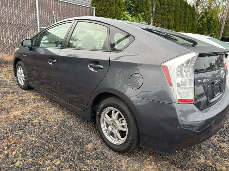 2011 Toyota Prius Three