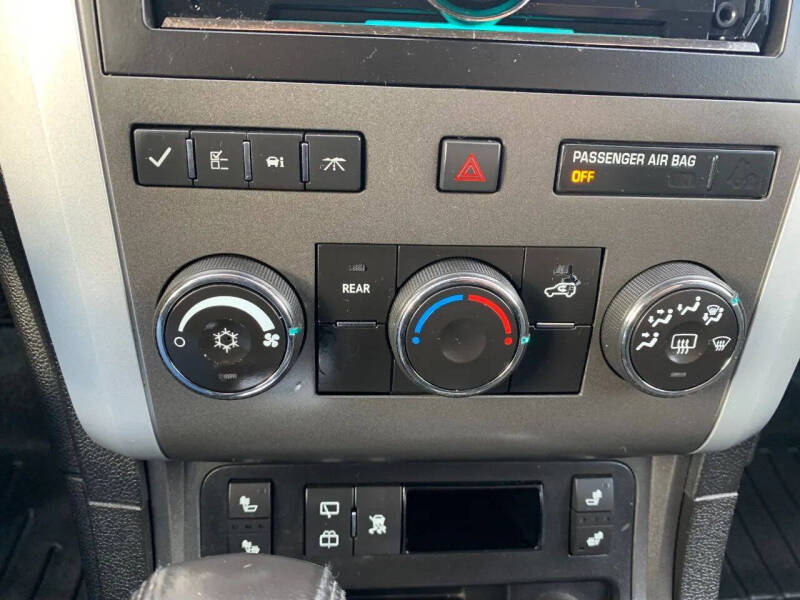 2011 Chevrolet Traverse LT