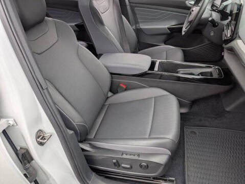 2023 Volkswagen ID.4 Pro S Plus