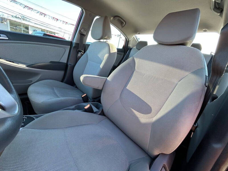 2014 Hyundai Accent GLS