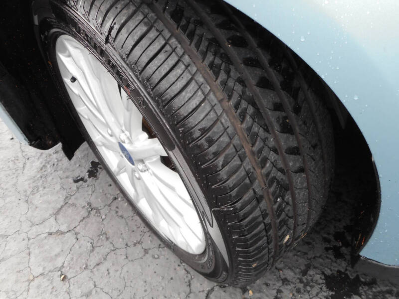 2014 Ford C-MAX Hybrid SE
