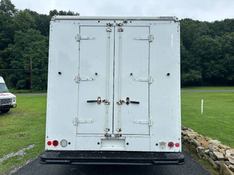 2017 Freightliner MT45 Chassis