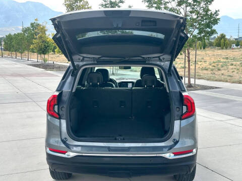 2020 GMC Terrain SLT