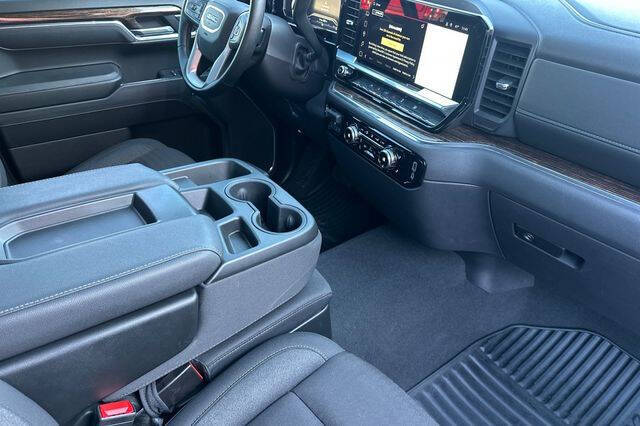 2025 GMC Sierra 1500