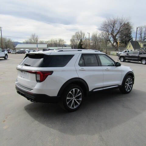 2025 Ford Explorer Platinum