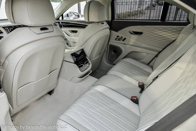 2021 Bentley Flying Spur V8