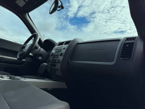 2011 Ford Escape XLT