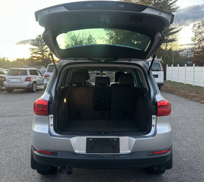 2017 Volkswagen Tiguan 2.0T Wolfsburg Edition 4Motion