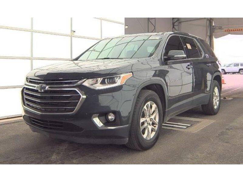 Used 2018 Chevrolet Traverse 1LT with VIN 1GNEVGKW7JJ149249 for sale in Hazel Green, WI