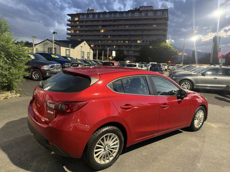 2015 Mazda MAZDA3 i Touring