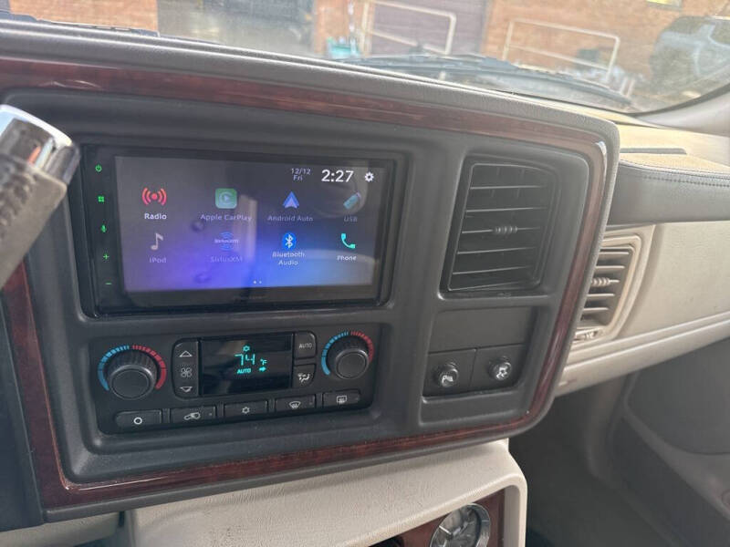 2005 Cadillac Escalade