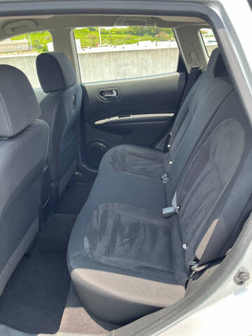 2009 Nissan Rogue S