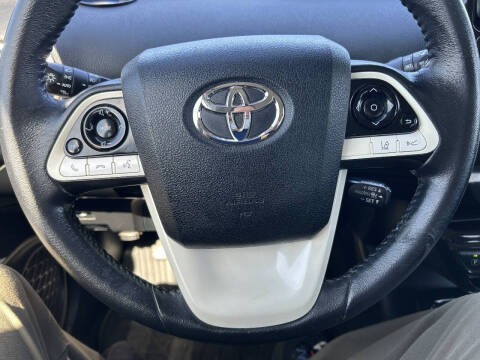 2016 Toyota Prius Three Touring