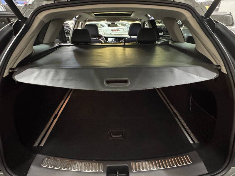 2018 Buick Regal TourX Essence