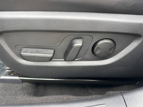 2025 Mazda CX-50 2.5 S Preferred