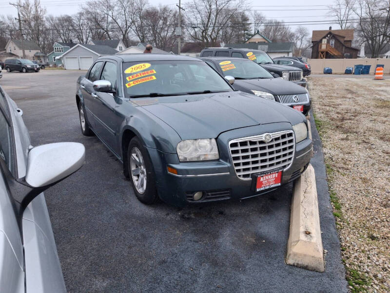 2005 Chrysler 300 for sale at KENNEDY AUTO CENTER in Bradley IL