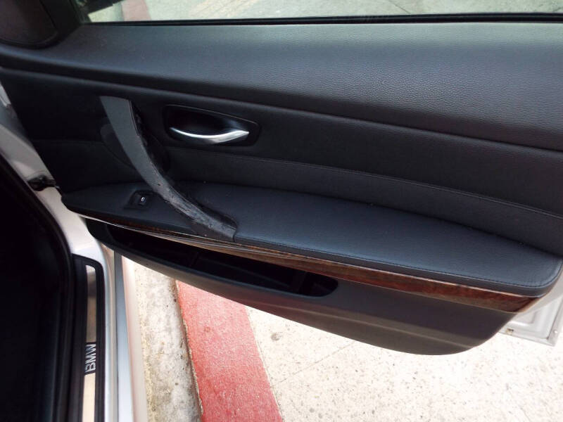 2009 BMW 3 Series 328i