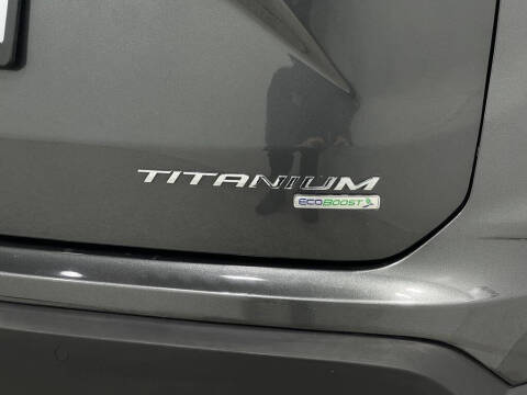 2020 Ford Edge Titanium