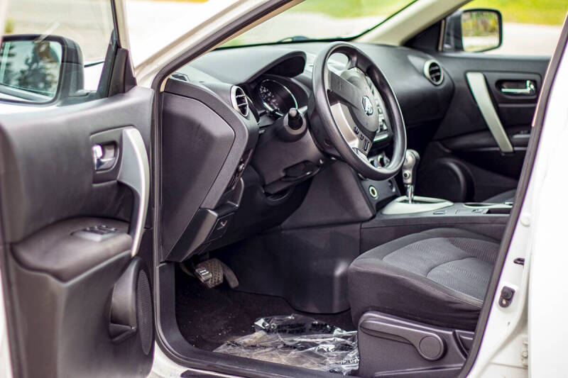 2012 Nissan Rogue S