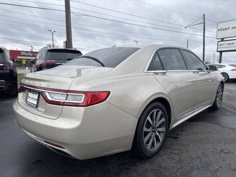 2017 Lincoln Continental Premiere