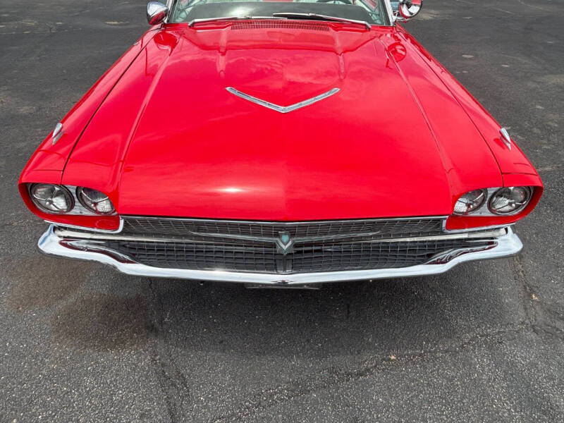 1966 Ford Thunderbird