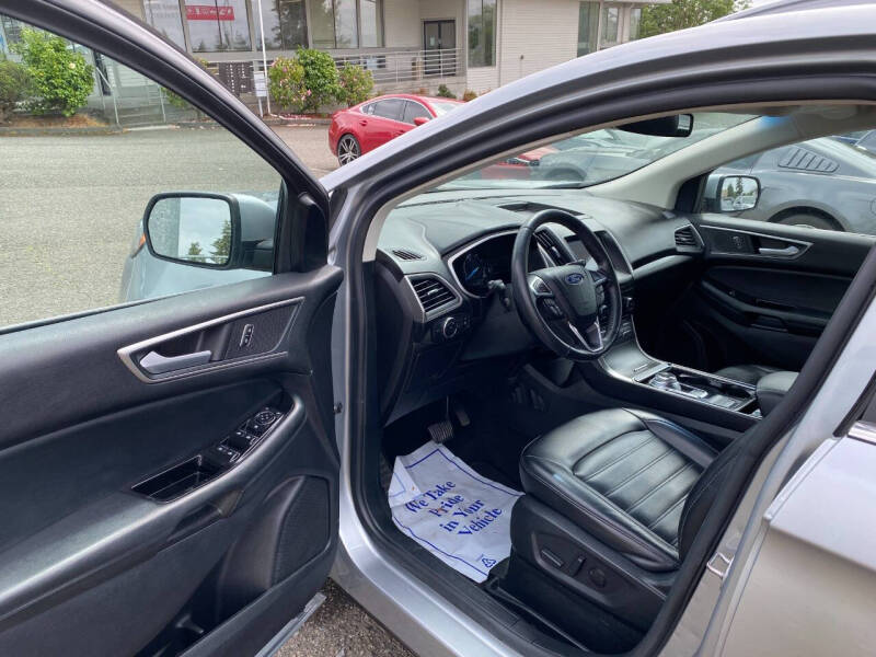 2020 Ford Edge SEL