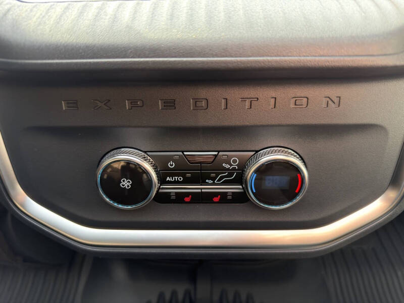 2025 Ford Expedition King Ranch