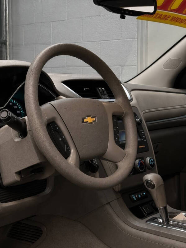 2017 Chevrolet Traverse LS