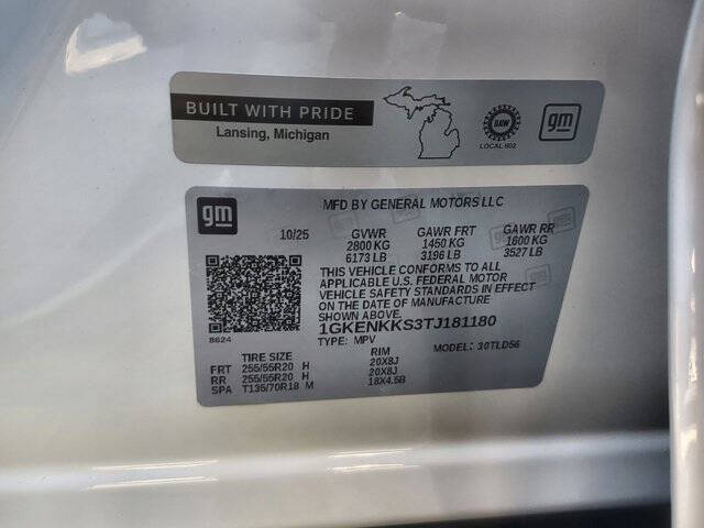 2026 GMC Acadia Elevation