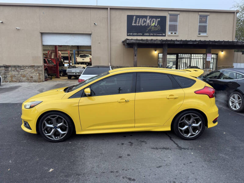 2018 Ford Focus ST
