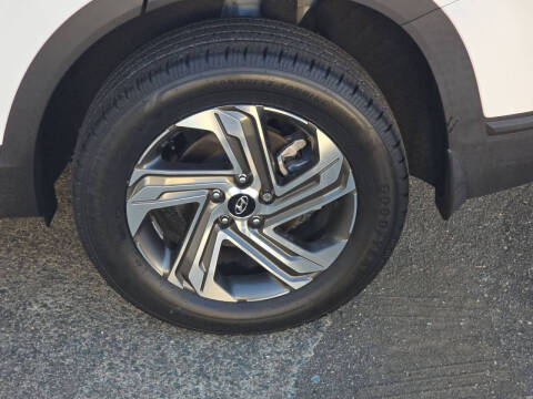 2023 Hyundai Santa Fe SE