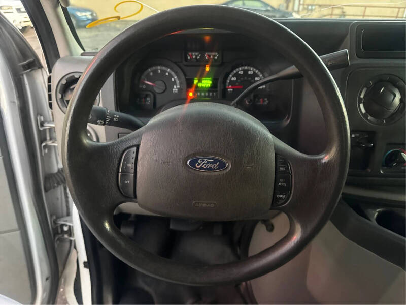 2014 Ford E-Series E-250