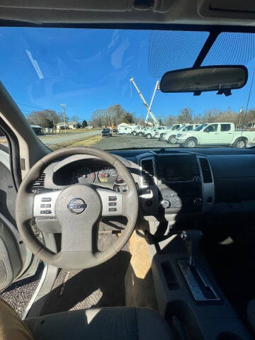 2017 Nissan Frontier S