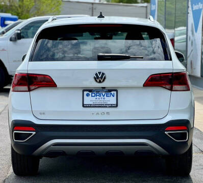 2024 Volkswagen Taos SE