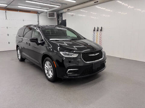 2022 Chrysler Pacifica Touring