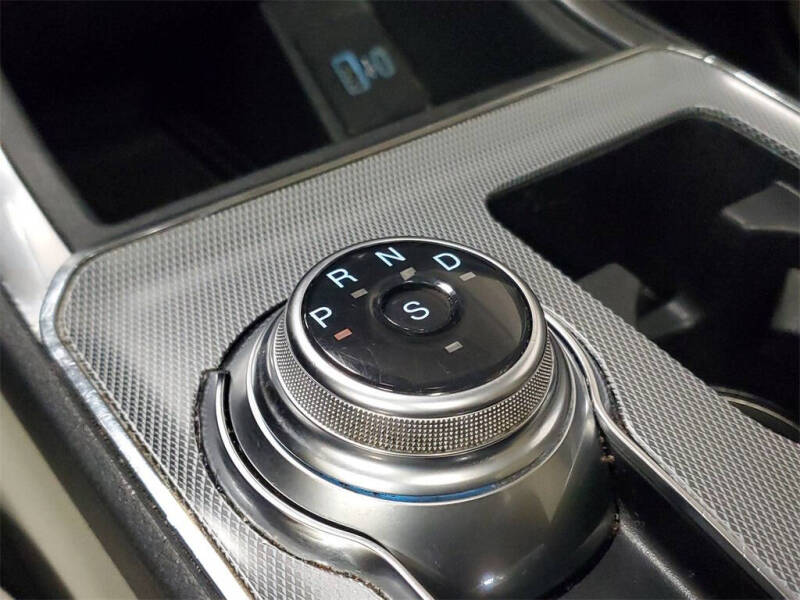 2021 Ford Edge Titanium