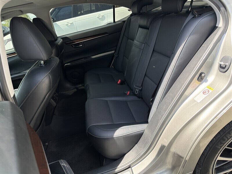 2017 Lexus ES 350