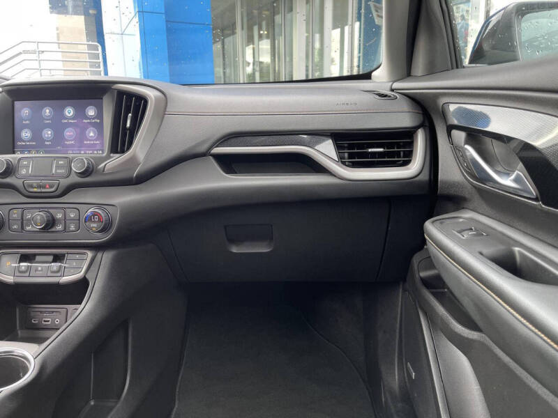 2024 GMC Terrain AT4