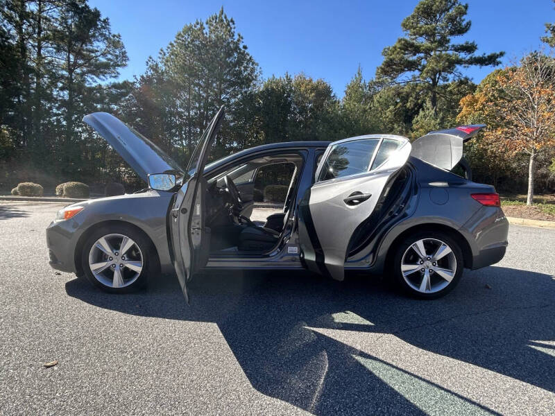2013 Acura ILX 2.0L w/Tech