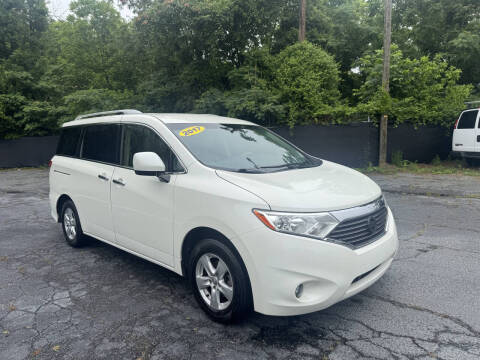 2017 Nissan Quest SV
