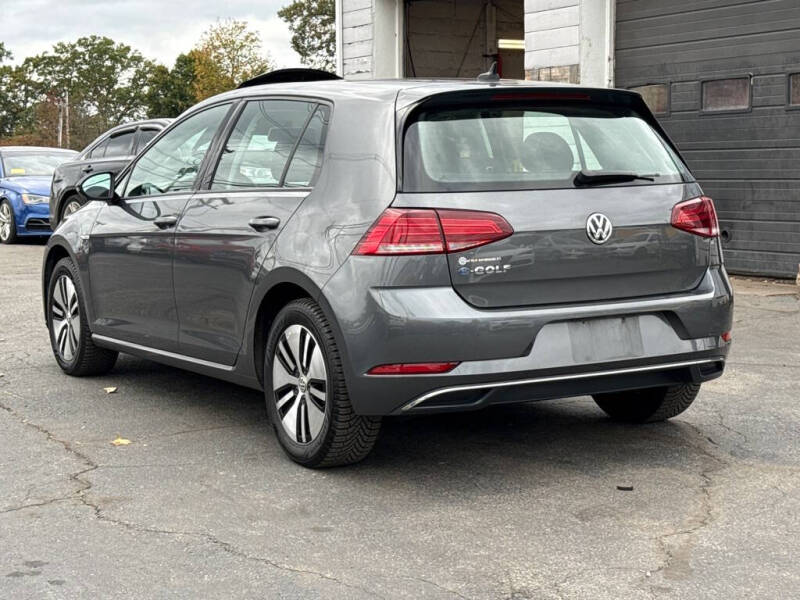 2019 Volkswagen e-Golf SE