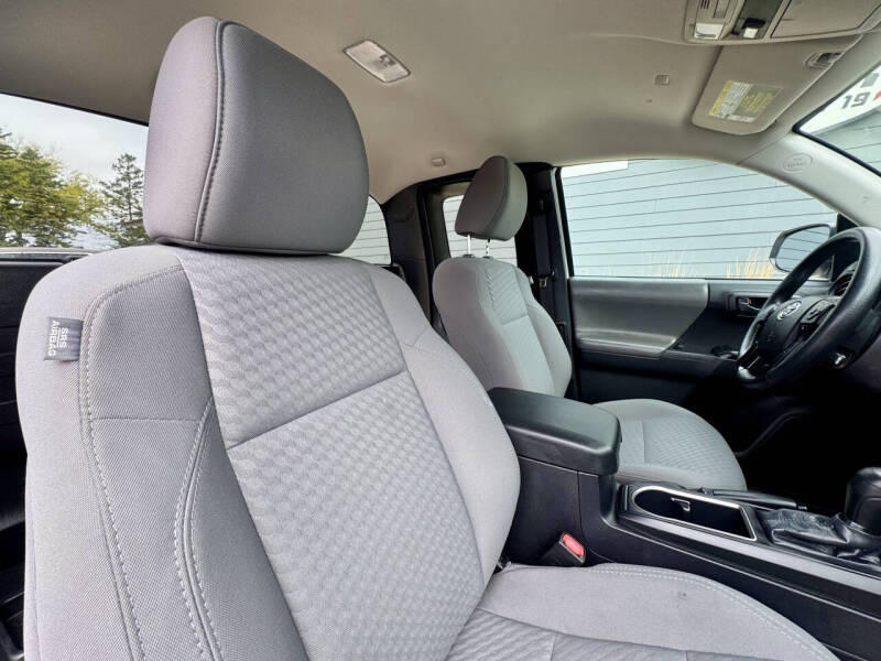 2021 Toyota Tacoma SR