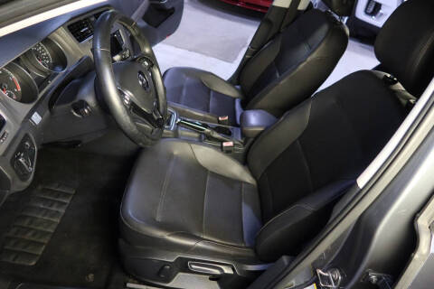 2015 Volkswagen Golf TDI S